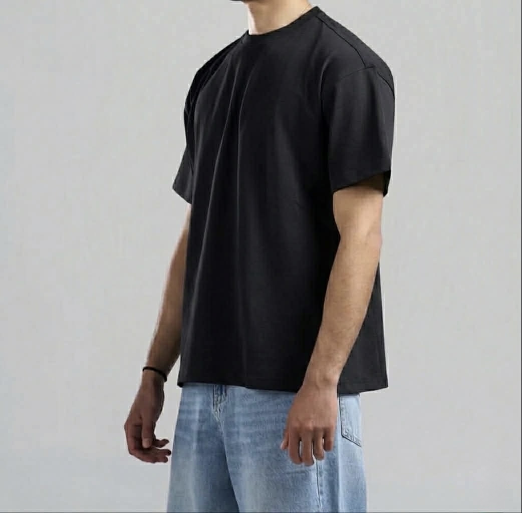 Unisex Basic Black T-Shirt